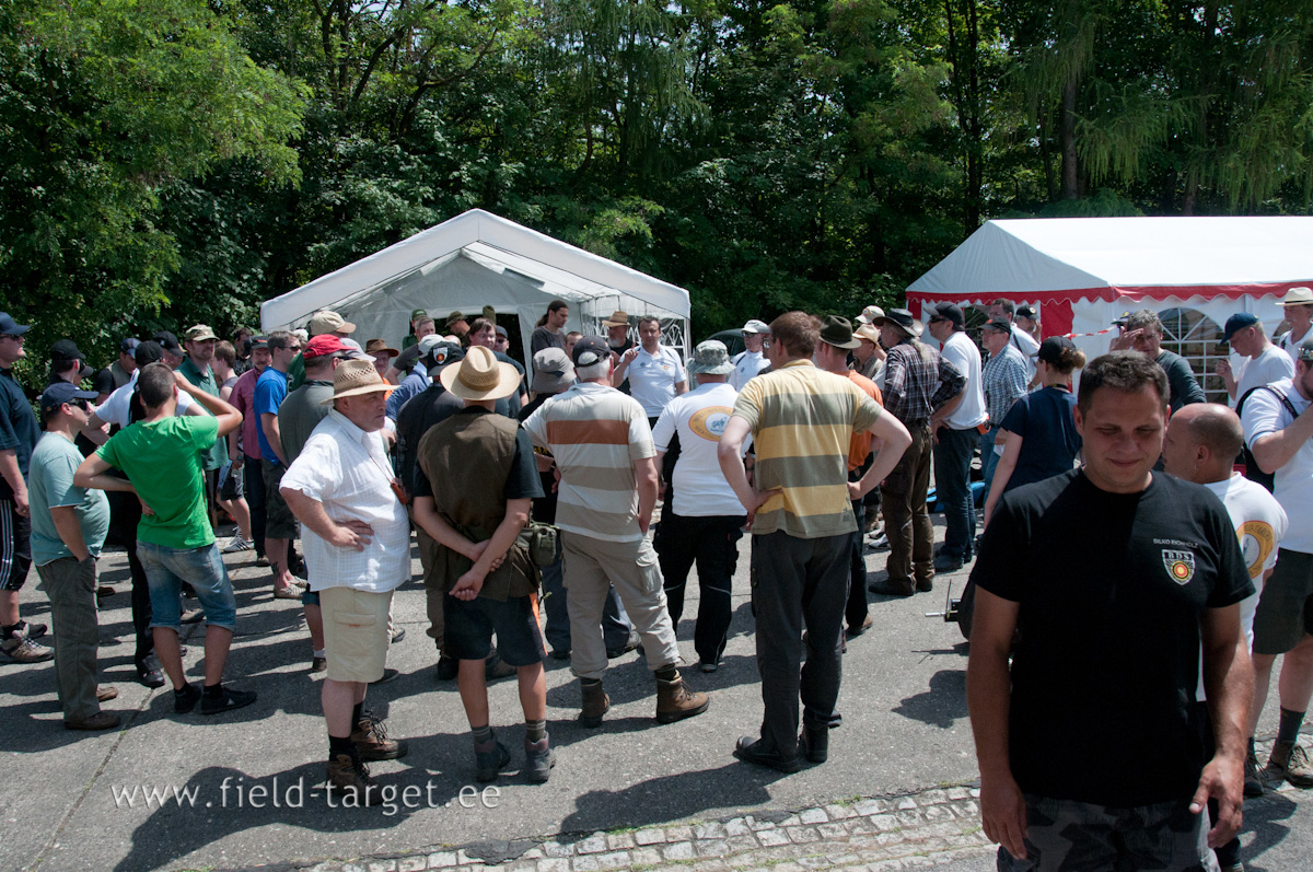 Category 2-5 starts one hour later schedule, at 2 PM